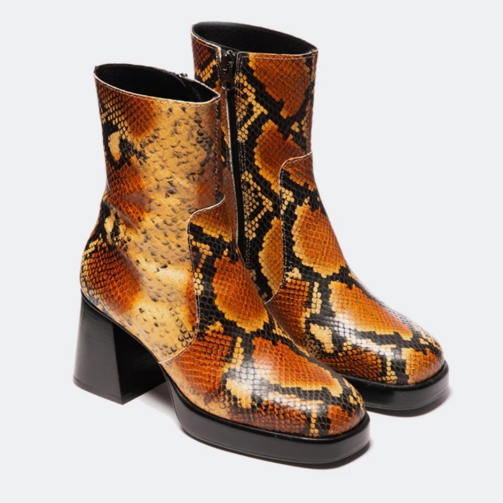 Genuine Leather Snakeskin Patterned High Heel Boots